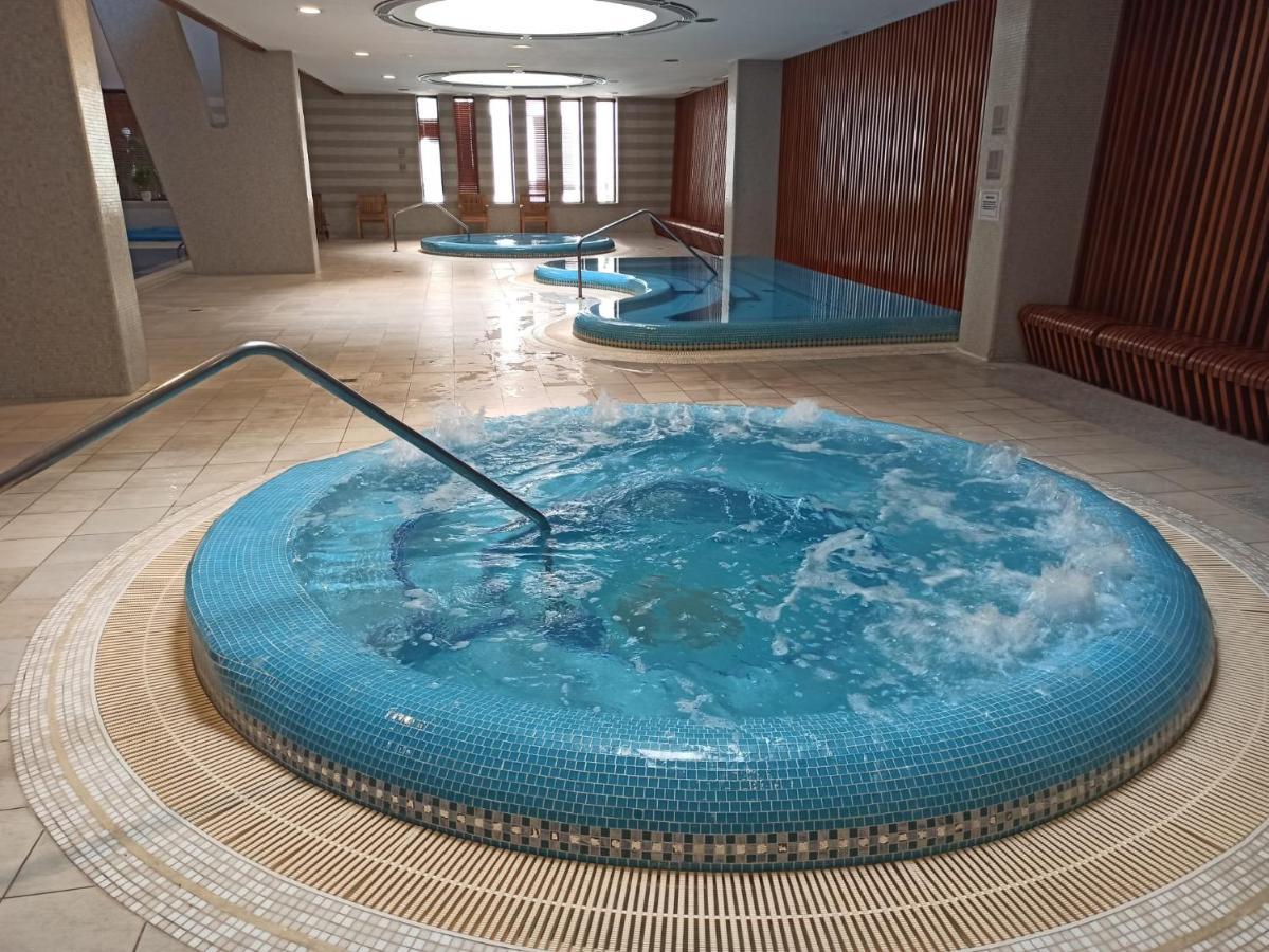 Luxury Apartment Dunapest With Spa And Pool Budapeste Exterior foto