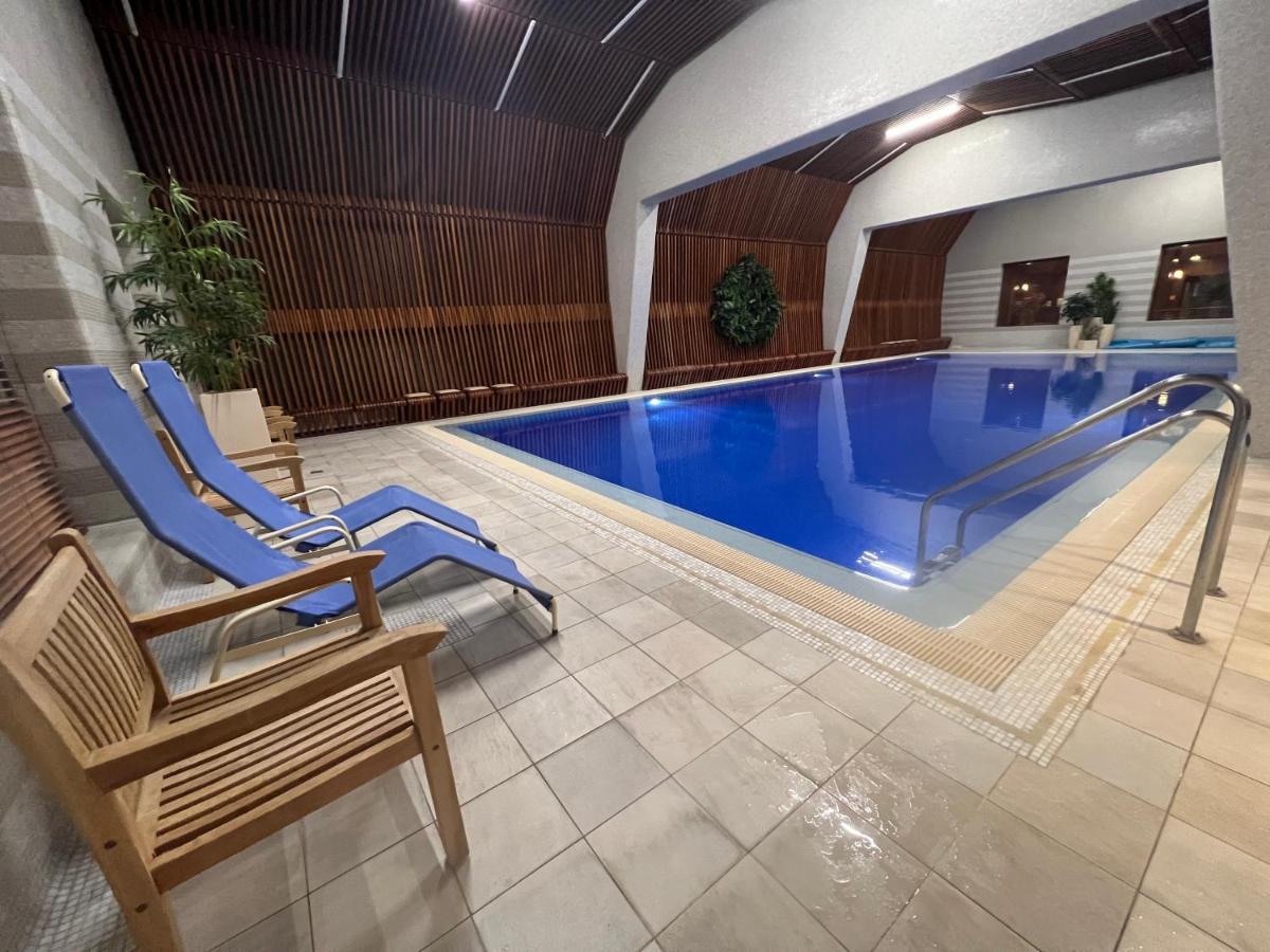 Luxury Apartment Dunapest With Spa And Pool Budapeste Exterior foto